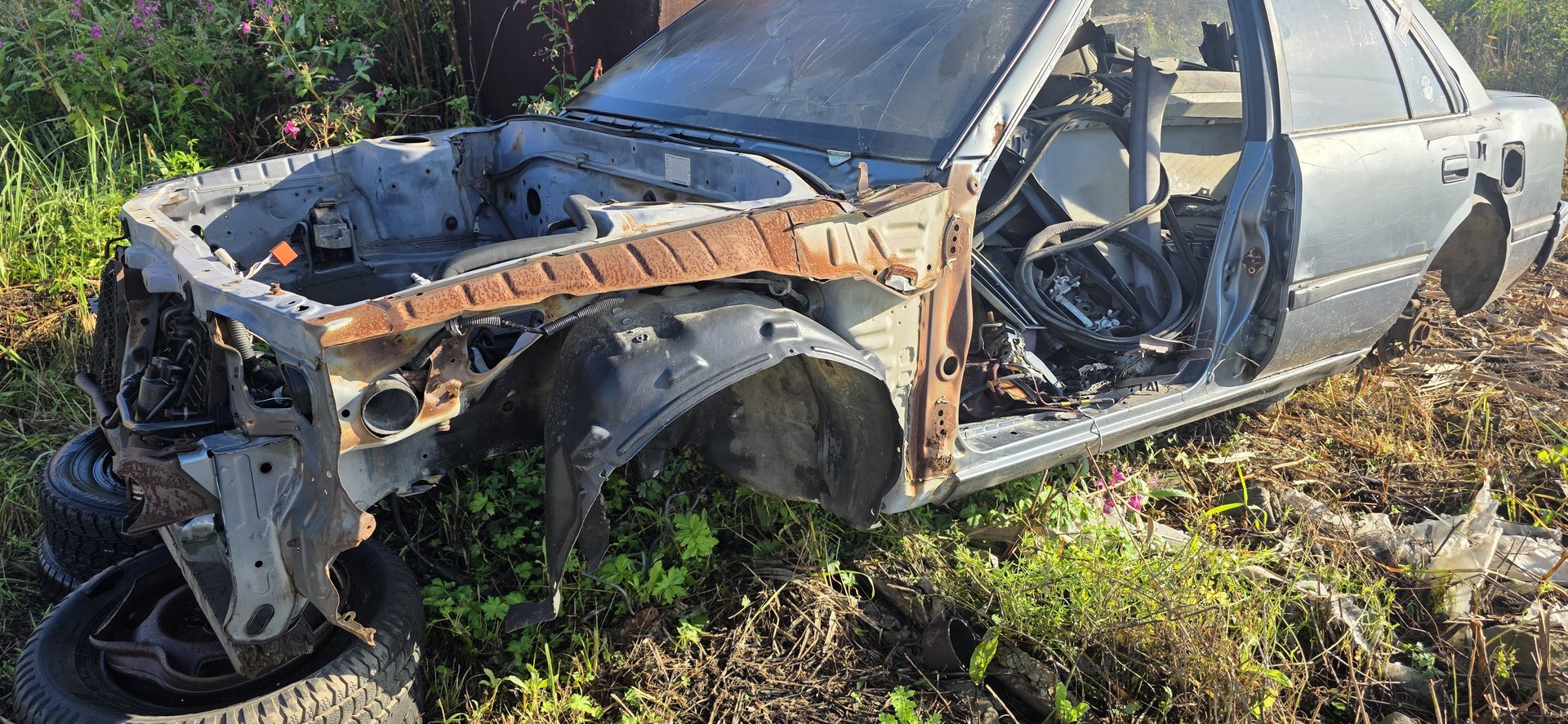 Лонжерон левый передний Toyota Corona AT170