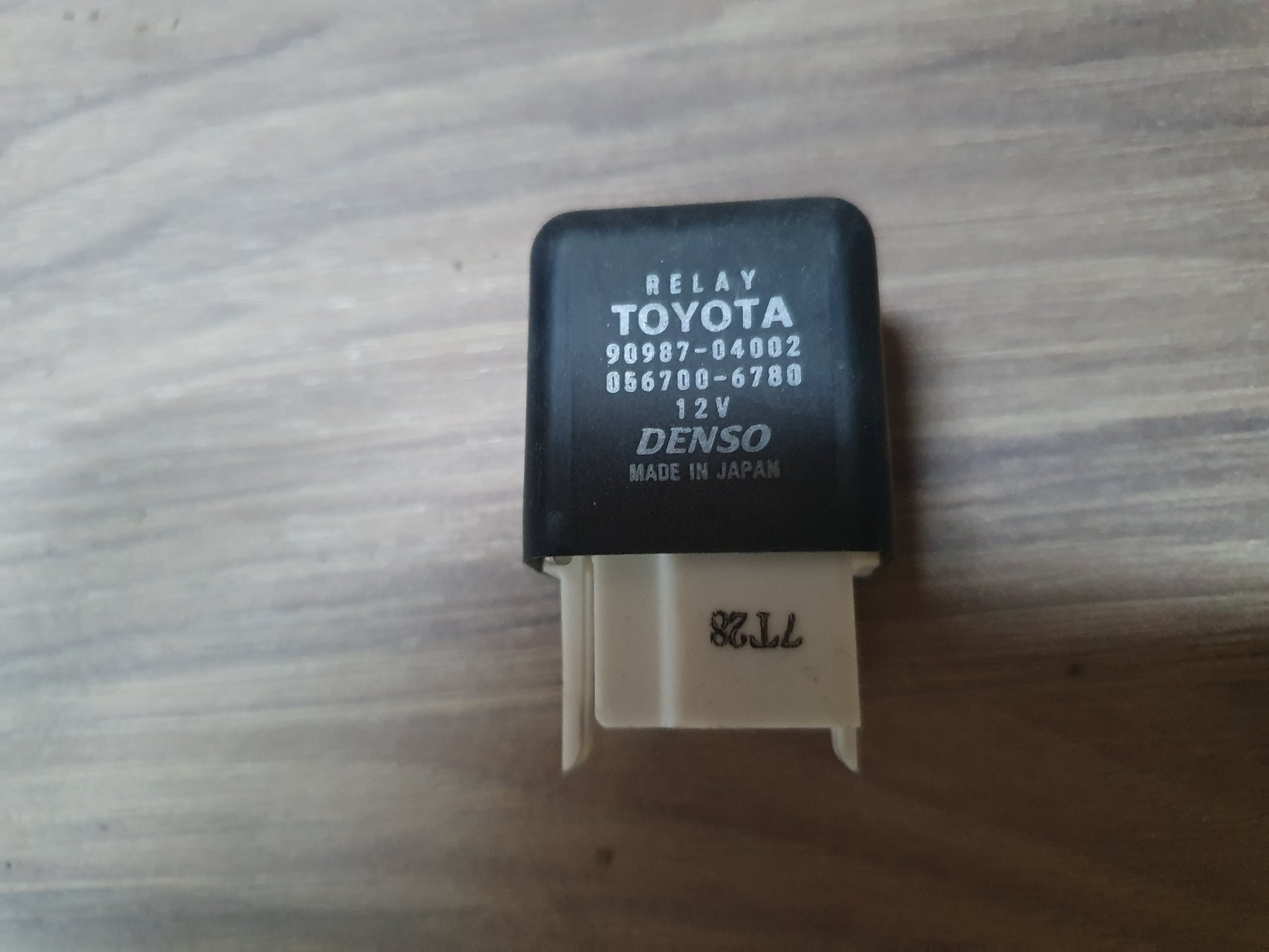 Реле Toyota