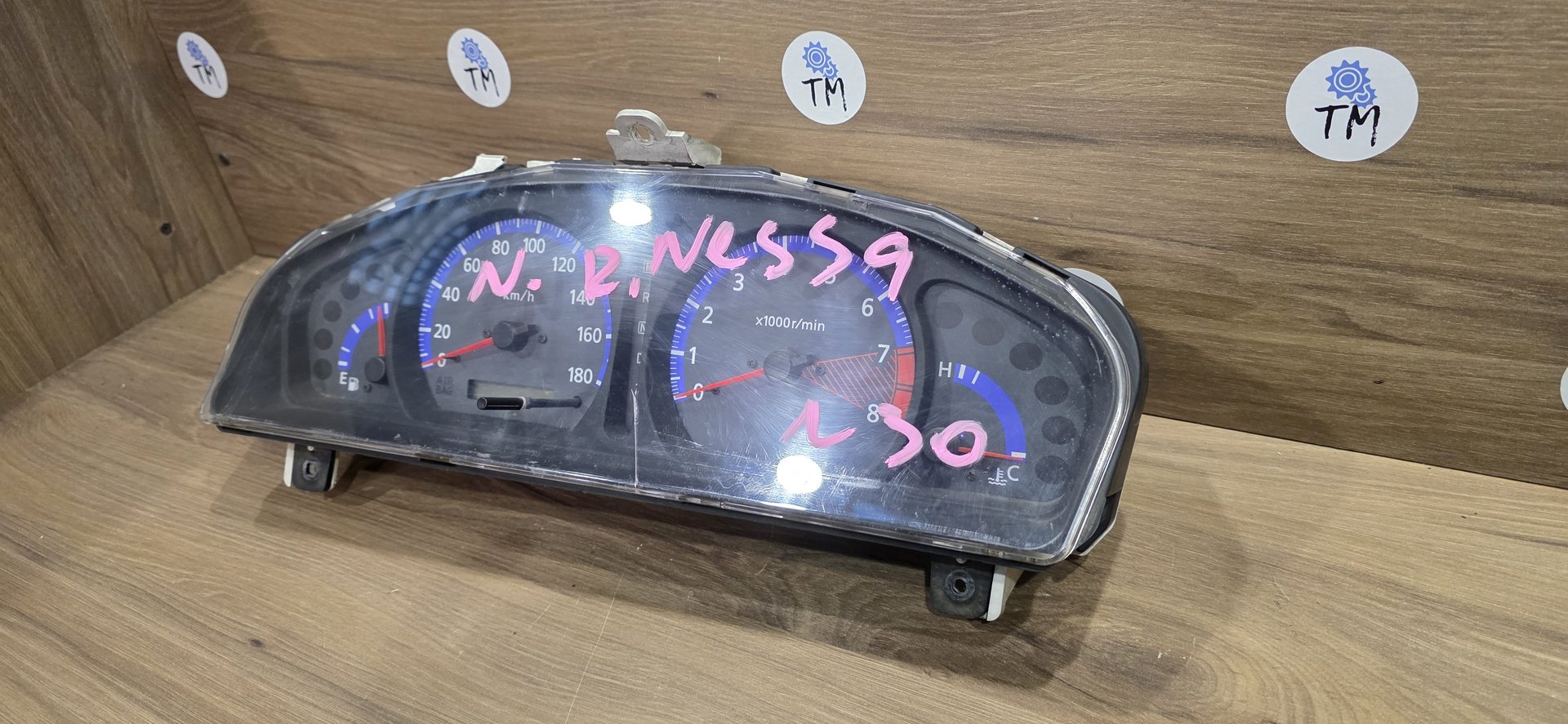 Спидометр Nissan R'Nessa N30