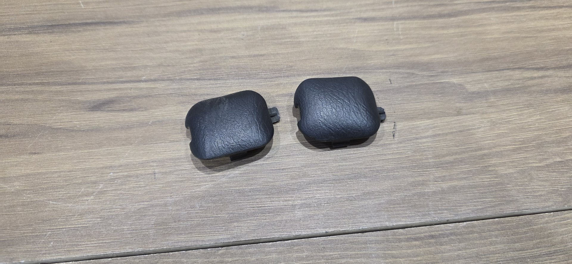 Заглушка на руль Nissan R'Nessa N30